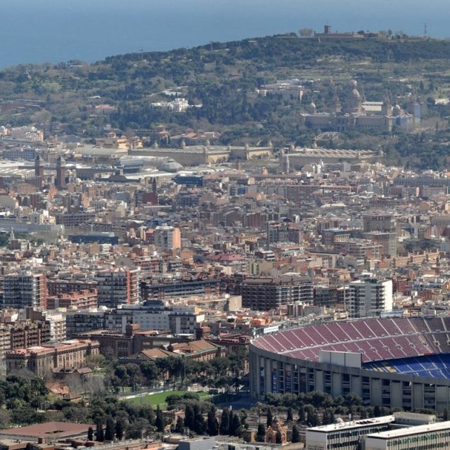 La ciudadanía puntúa con un notable alto el comercio de Barcelona